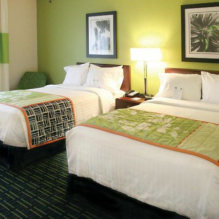 Fairfield Inn & Suites Hilton Head Island Bluffton Phòng bức ảnh
